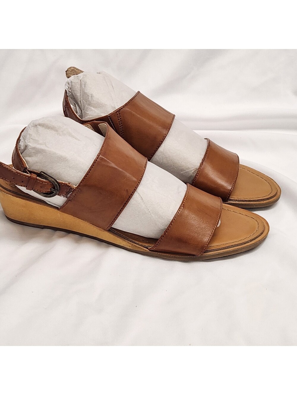 Bare Traps Brodee Brown Faux Leather Low Heel Sandals Women's 9.5M